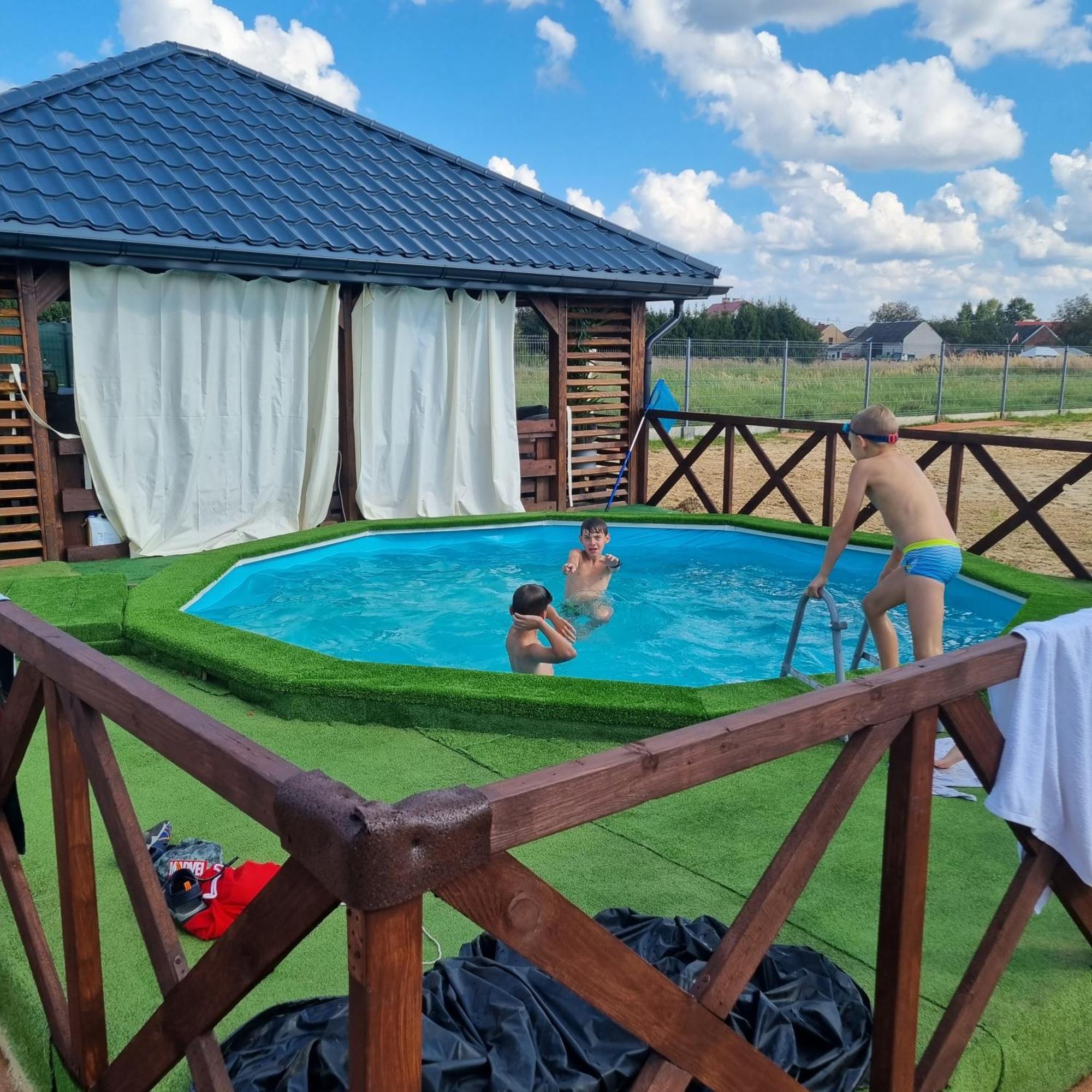 Agroturystyka Dom Z Bali Caloroczny Turbia Kültér fotó